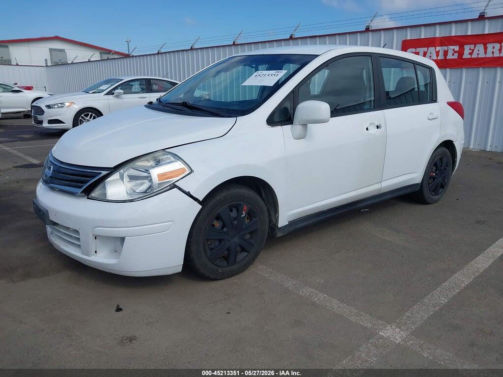 3N1BC1CPXBL358570 2011 NISSAN VERSA photo no. 2