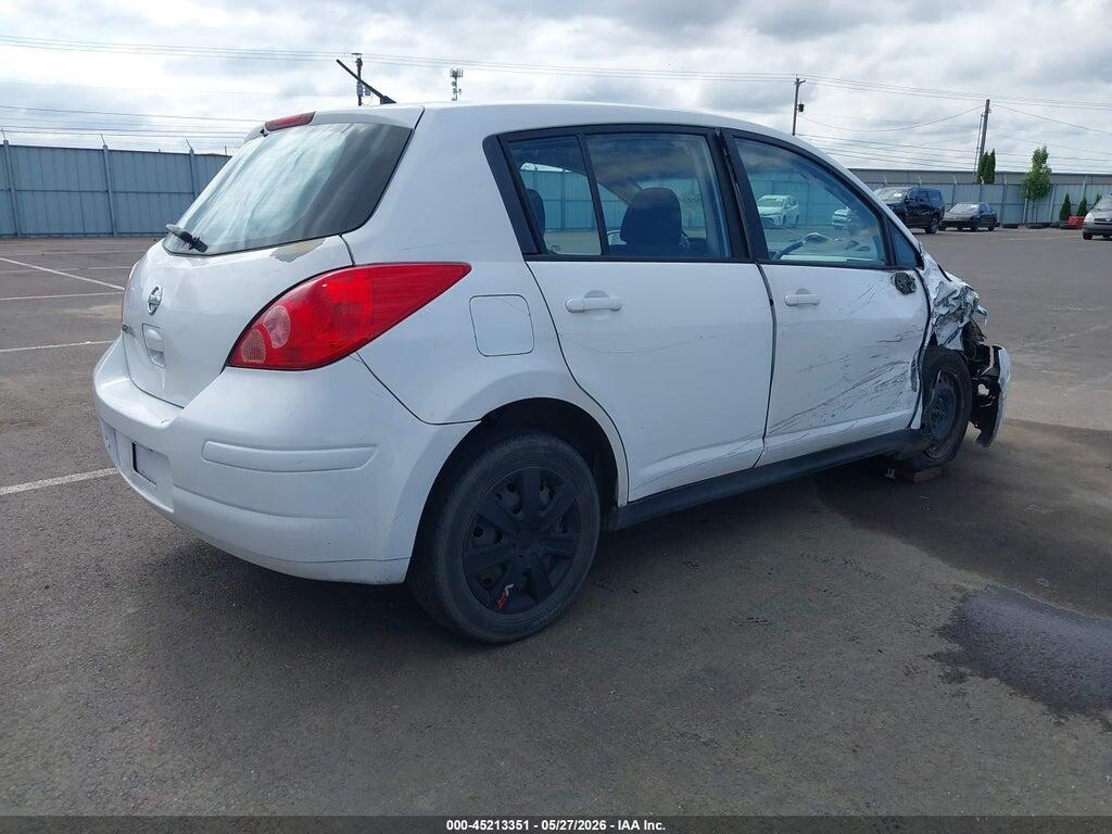 3N1BC1CPXBL358570 2011 NISSAN VERSA photo no. 4