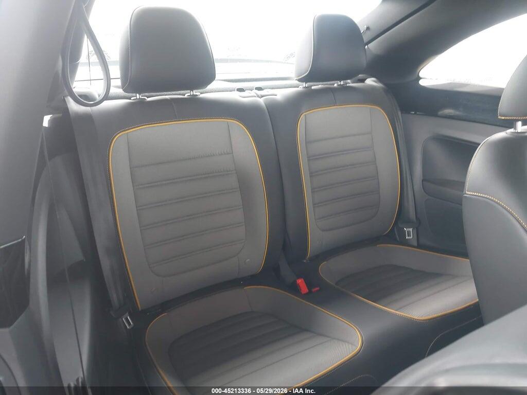 3VWSD7AT7JM711866 2018 VOLKSWAGEN BEETLE photo no. 8