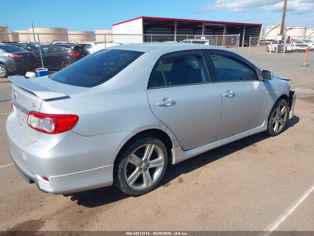 2T1BU4EE8DC974782 2013 TOYOTA COROLLA photo no. 4