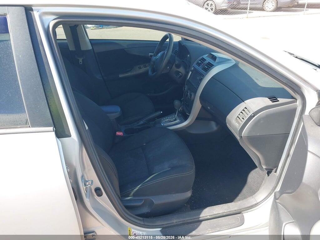 2T1BU4EE8DC974782 2013 TOYOTA COROLLA photo no. 5
