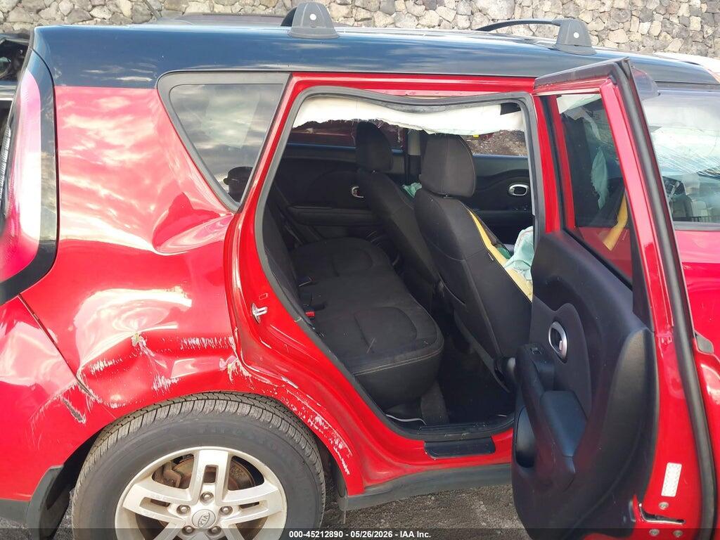 KNDJP3A56H7464800 2017 KIA SOUL photo no. 8