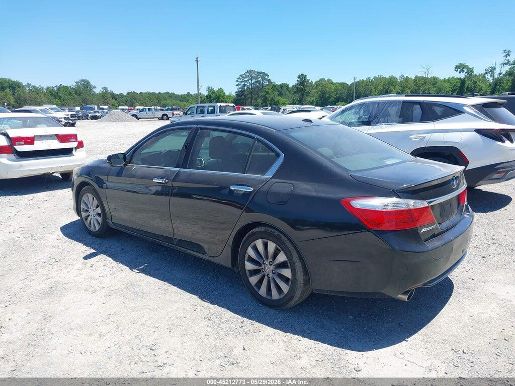 1HGCR3F88DA030432 2013 HONDA ACCORD photo no. 3