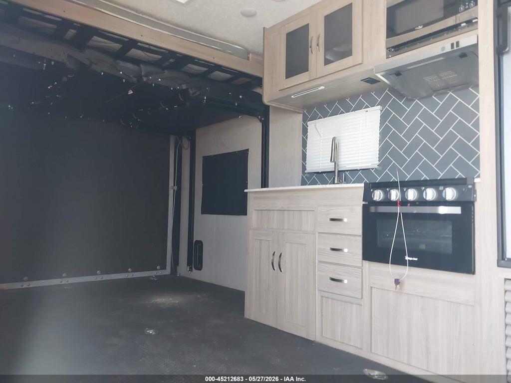 5ZT2ANKB4MW018651 2021 COACHMEN ADRENALINE 21LT photo no. 8