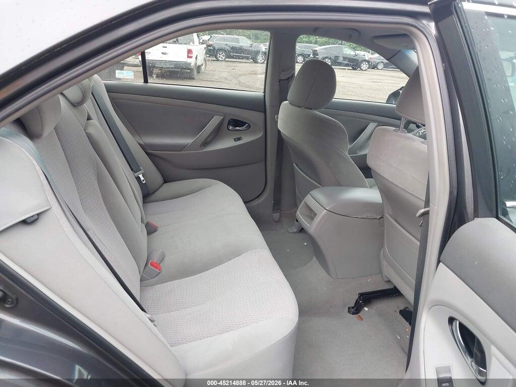 4T1BF3EK7BU669960 2011 TOYOTA CAMRY photo no. 8