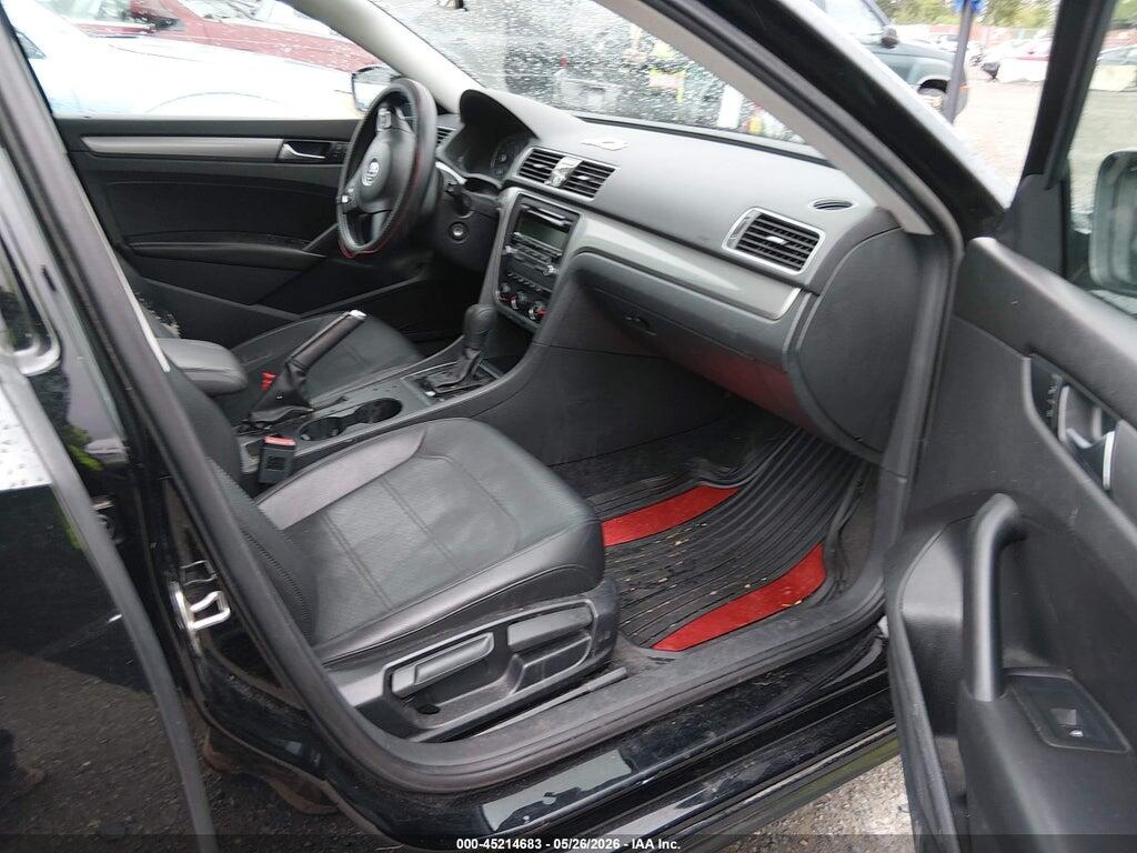1VWAT7A36FC082527 2015 VOLKSWAGEN PASSAT photo no. 5