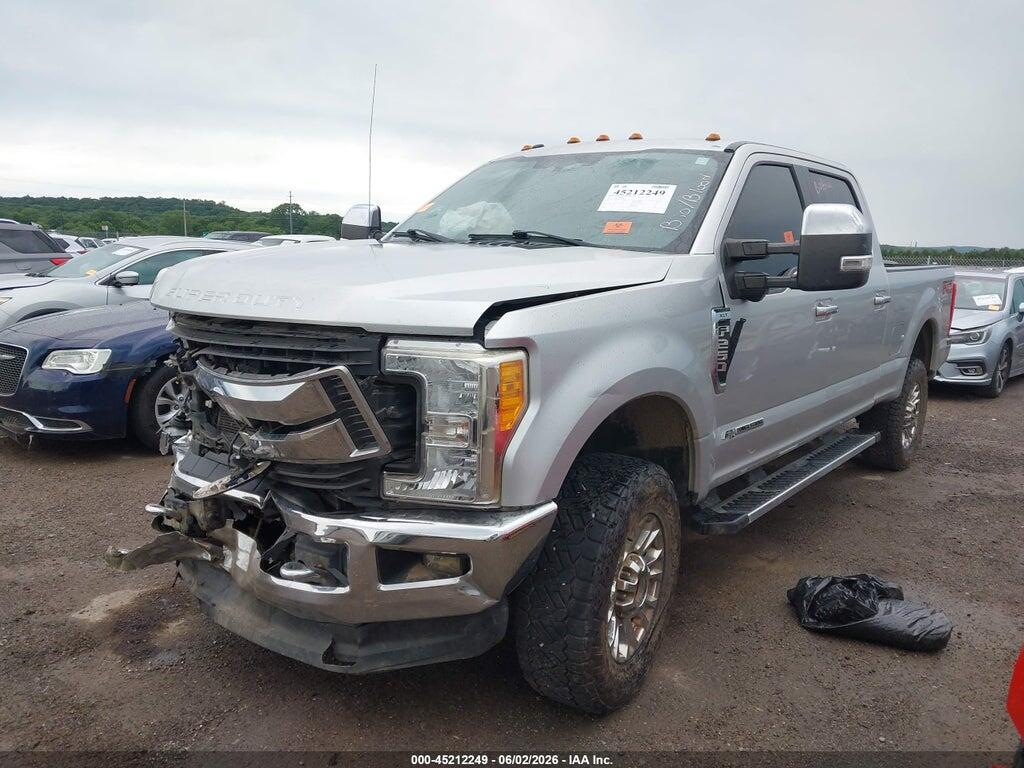 1FT7W2BT8HEE81808 2017 FORD F-250 photo no. 2