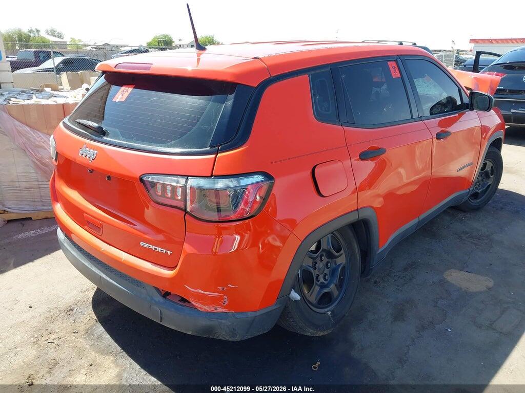 3C4NJCAB5JT286629 2018 JEEP COMPASS photo no. 4
