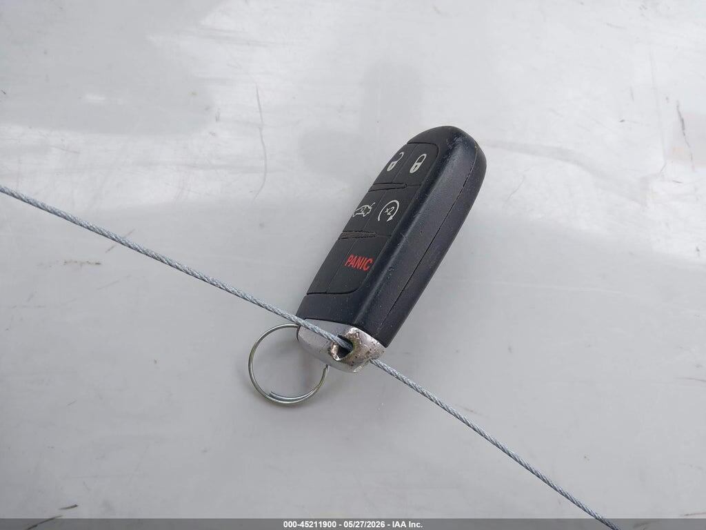 2C3CCAAG9FH893901 2015 CHRYSLER 300 photo no. 11