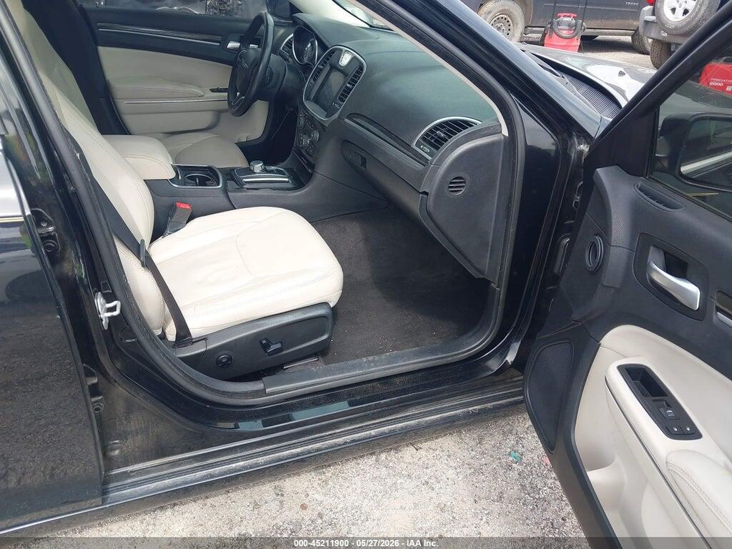 2C3CCAAG9FH893901 2015 CHRYSLER 300 photo no. 5