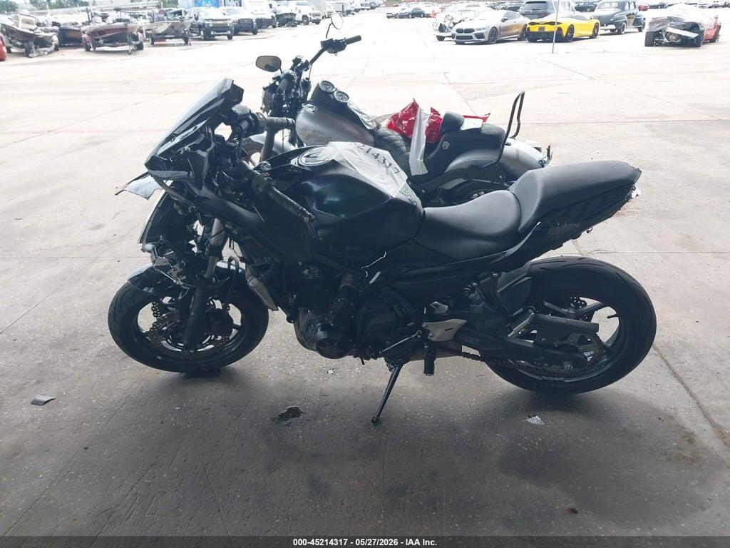 JKAEXEJ10KDA04029 2019 KAWASAKI EX650 photo no. 12