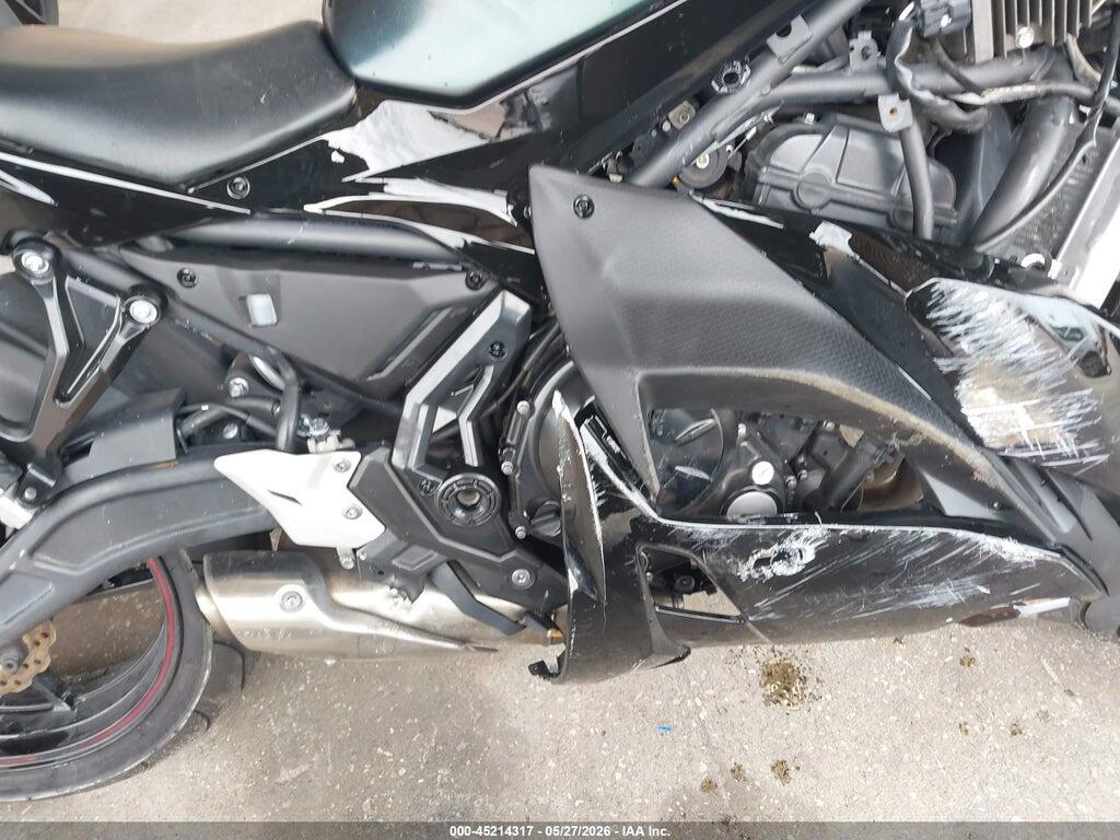 JKAEXEJ10KDA04029 2019 KAWASAKI EX650 photo no. 8