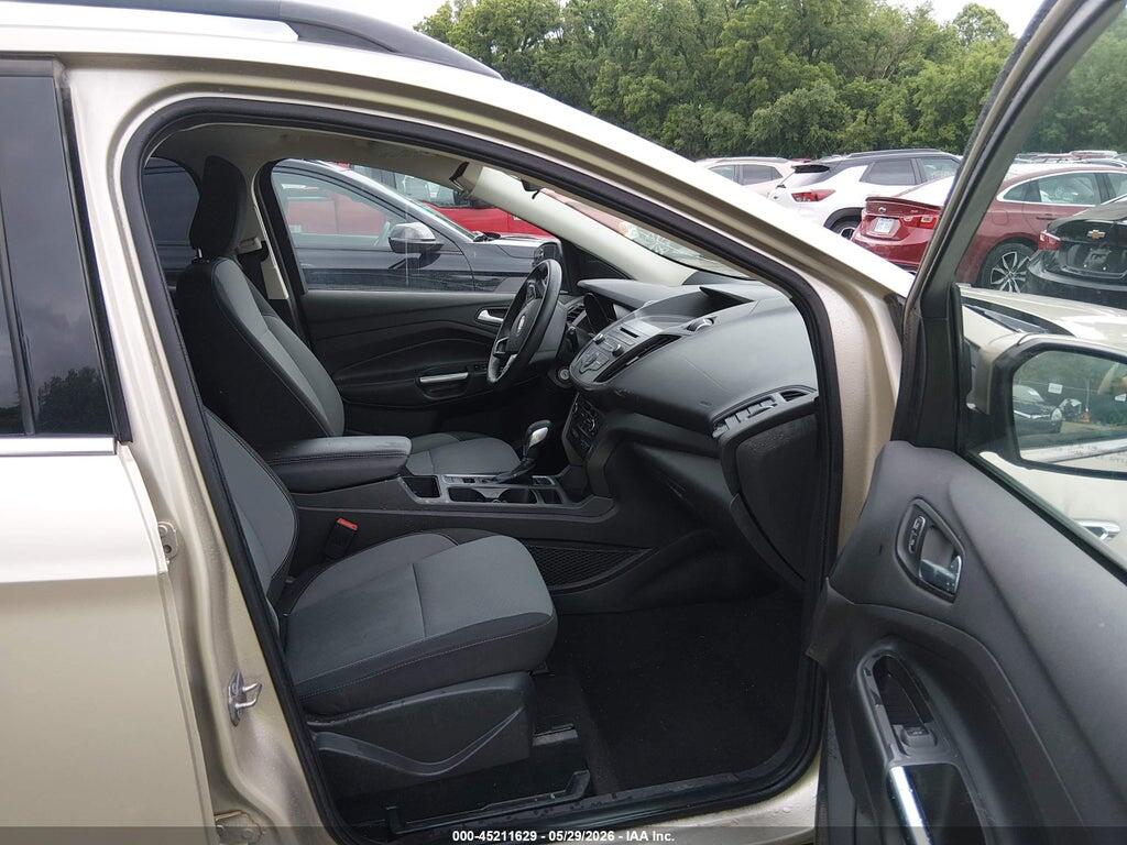 1FMCU0GD0JUC61743 2018 FORD ESCAPE photo no. 5