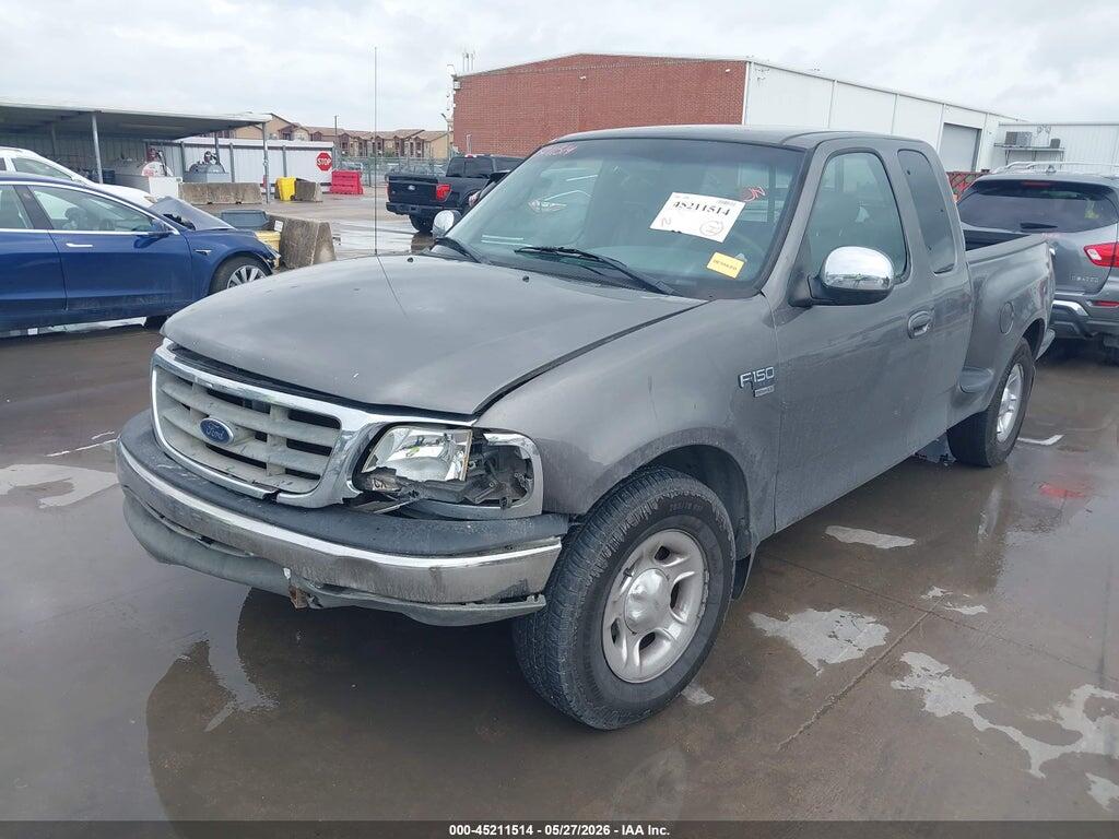 1FTRX07W02KA18812 2002 FORD F-150 photo no. 2