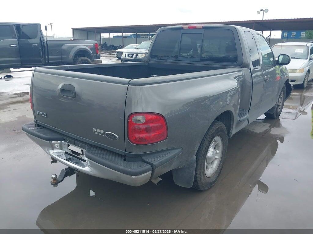 1FTRX07W02KA18812 2002 FORD F-150 photo no. 4