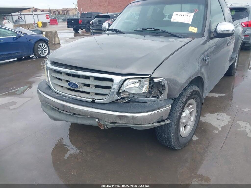1FTRX07W02KA18812 2002 FORD F-150 photo no. 6