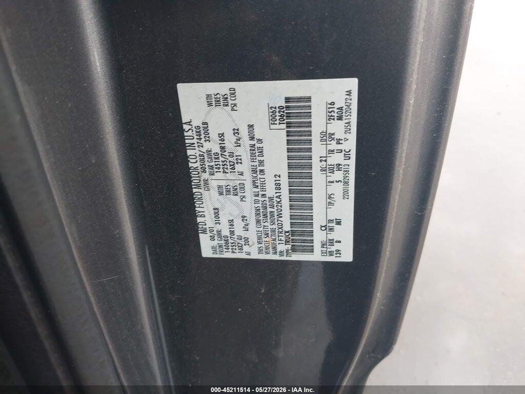 1FTRX07W02KA18812 2002 FORD F-150 photo no. 9