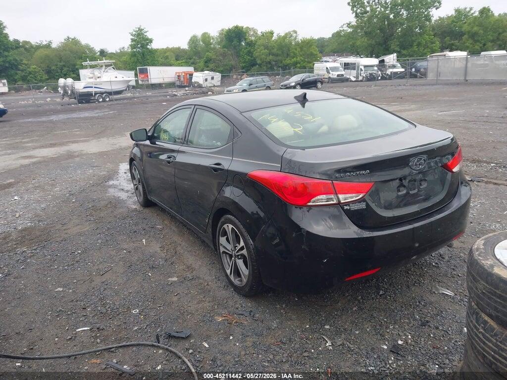 5NPDH4AE7DH200443 2013 HYUNDAI ELANTRA photo no. 3