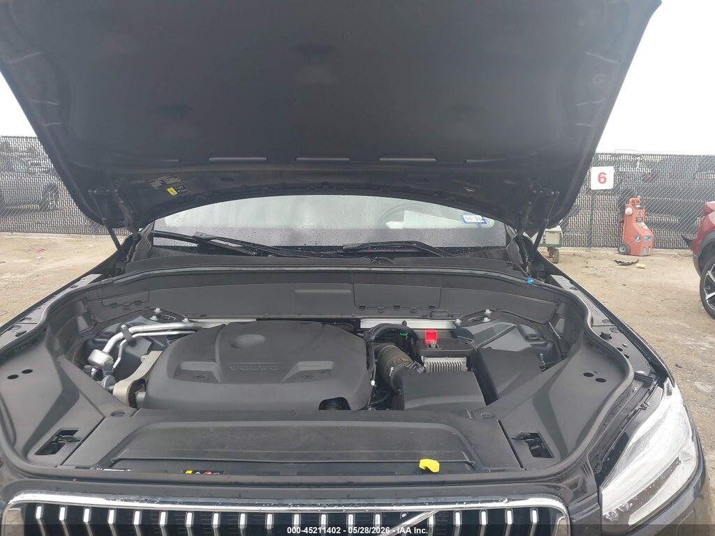 YV4A22PK3M1683097 2021 VOLVO XC90 photo no. 10