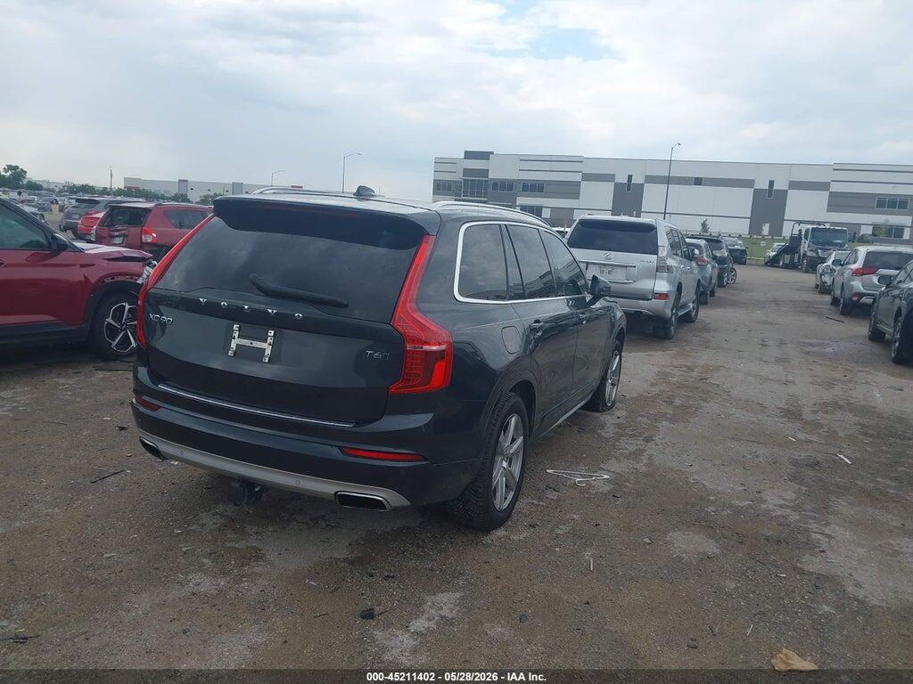 YV4A22PK3M1683097 2021 VOLVO XC90 photo no. 4