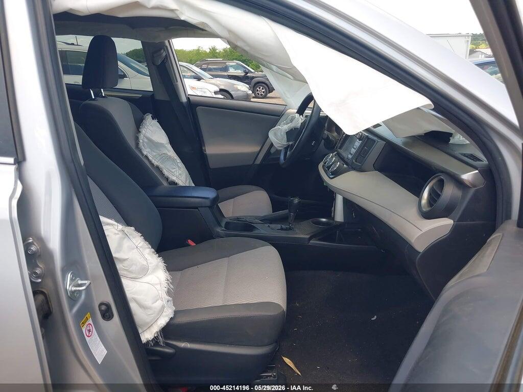 JTMBFREV3FJ020472 2015 TOYOTA RAV4 photo no. 5