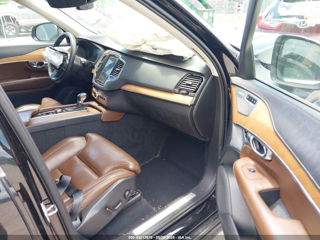 YV4A22PL9J1384637 2018 VOLVO XC90 photo no. 5