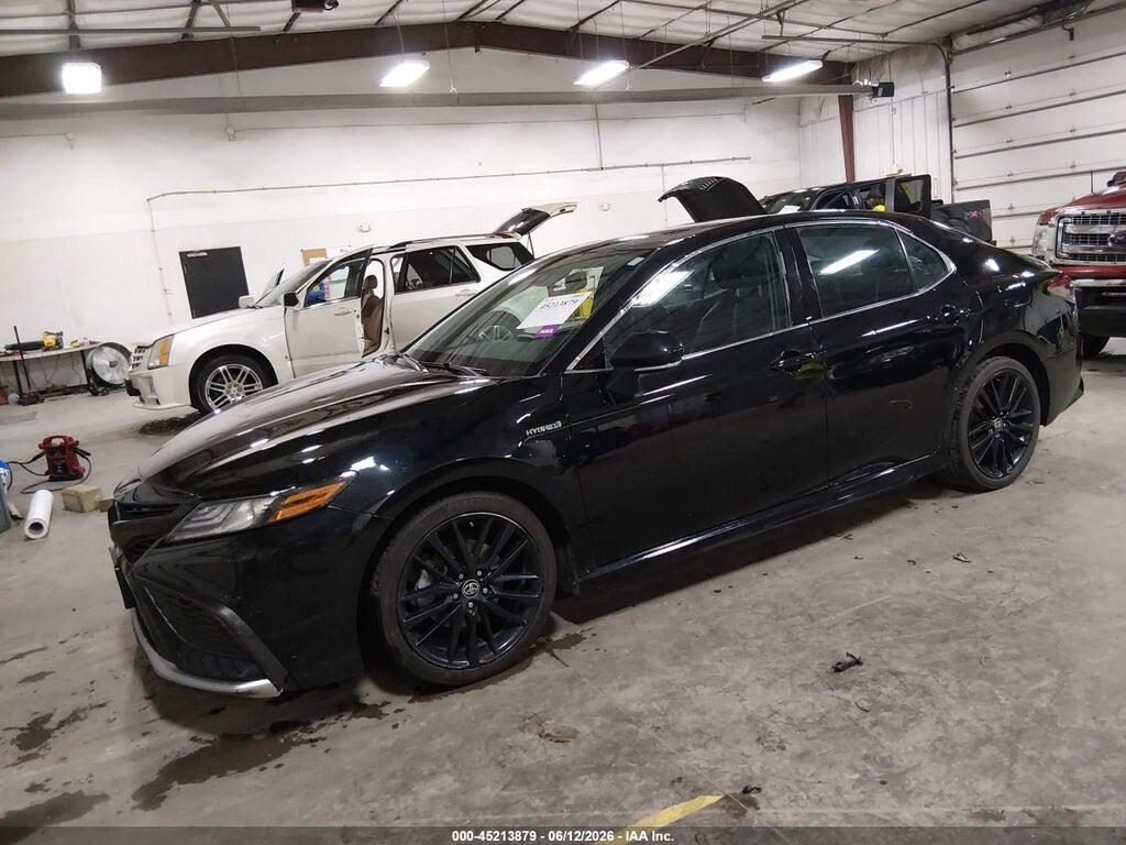 4T1K31AK3MU561129 2021 TOYOTA CAMRY photo no. 2