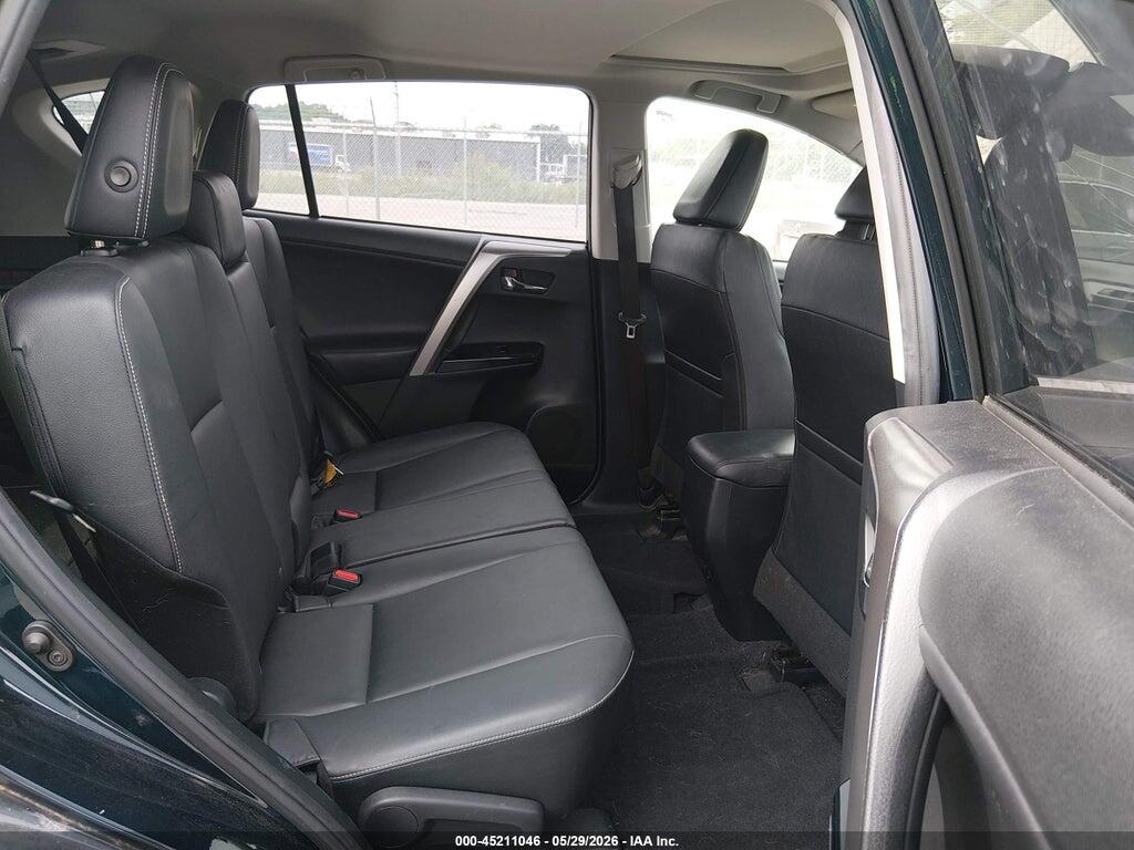 JTMDFREV6HD214424 2017 TOYOTA RAV4 photo no. 8