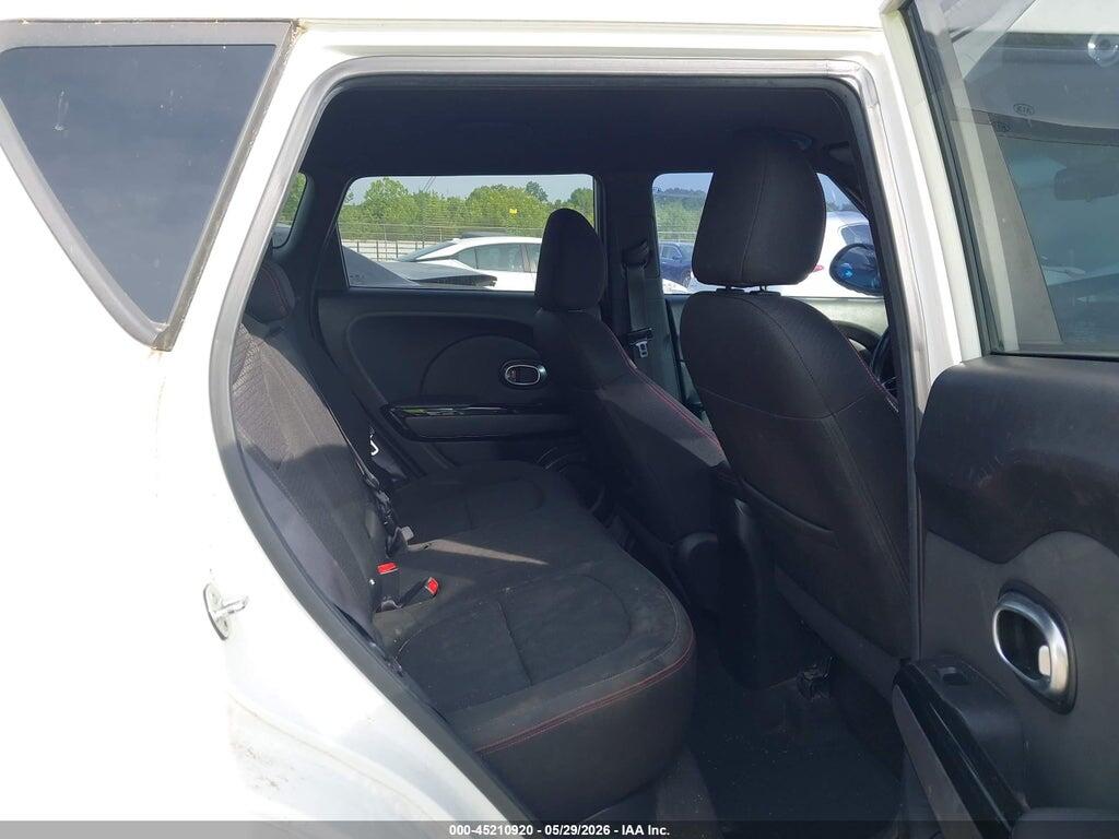 KNDJP3A58G7408954 2016 KIA SOUL photo no. 8