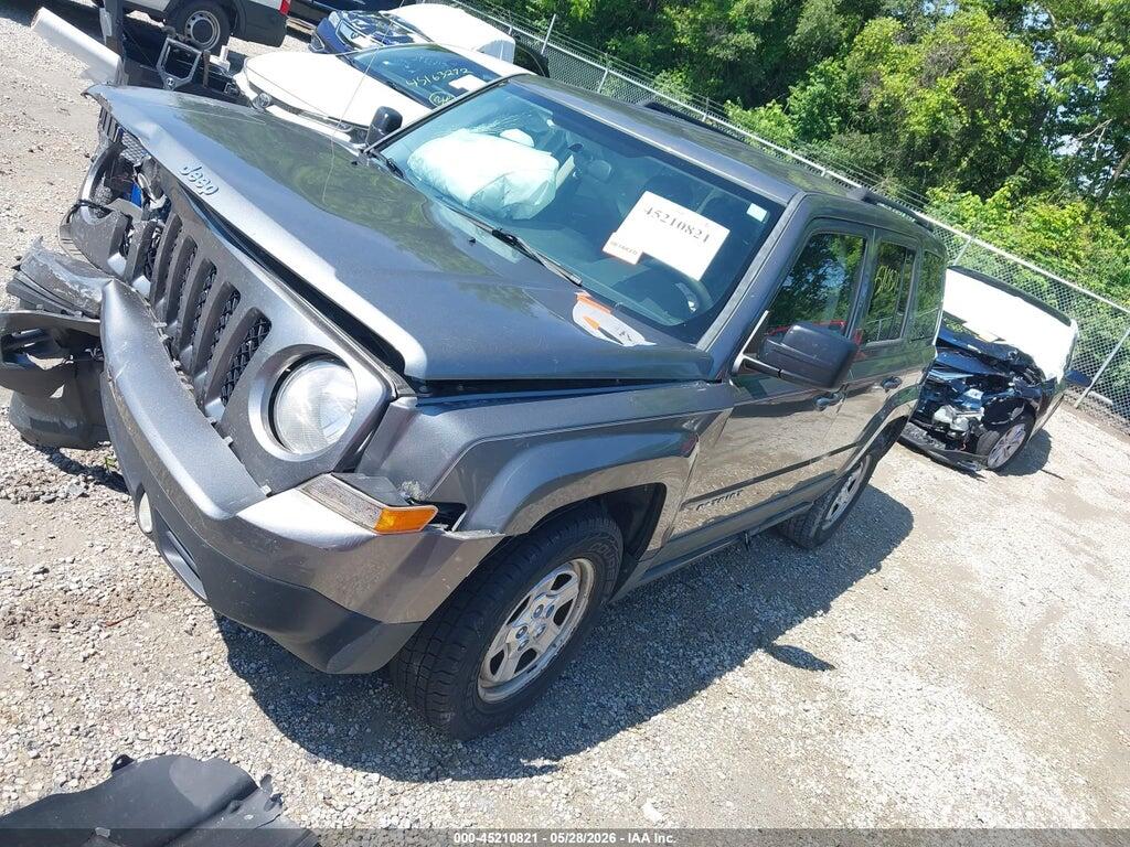 1J4NT1GB0BD286643 2011 JEEP PATRIOT photo no. 2
