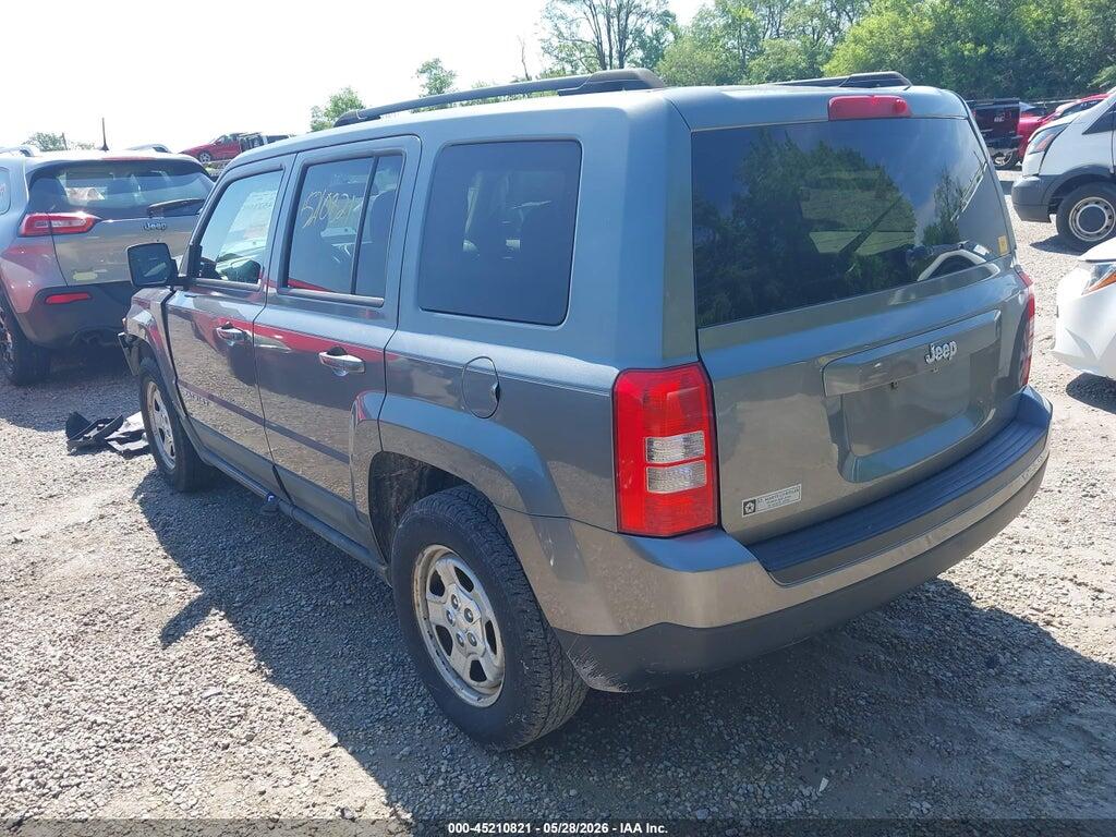 1J4NT1GB0BD286643 2011 JEEP PATRIOT photo no. 3