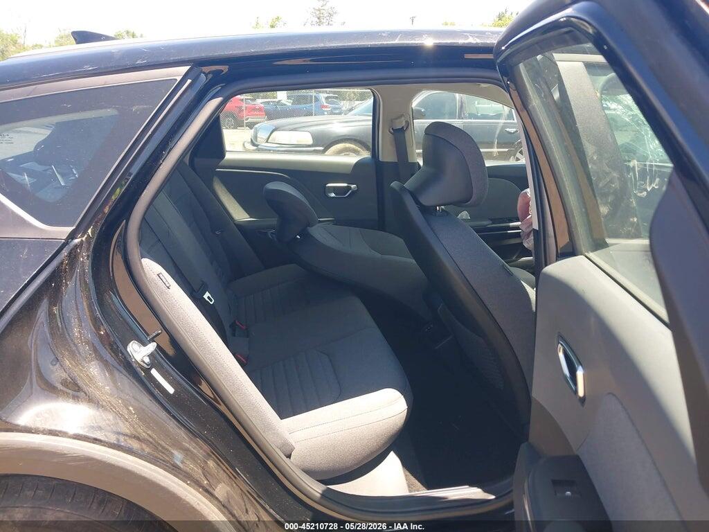 3KPFU4DE7SE185413 2025 KIA K4 photo no. 8