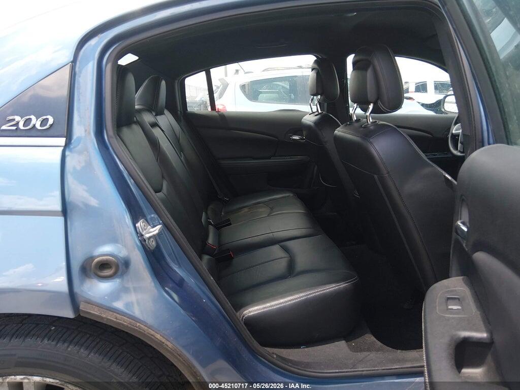 1C3BC2FB7BN551380 2011 CHRYSLER 200 photo no. 8