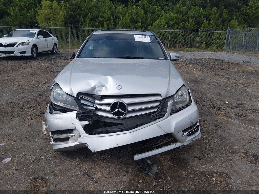 WDDGF8BB3CR207207 2012 MERCEDES-BENZ C 300 photo no. 12