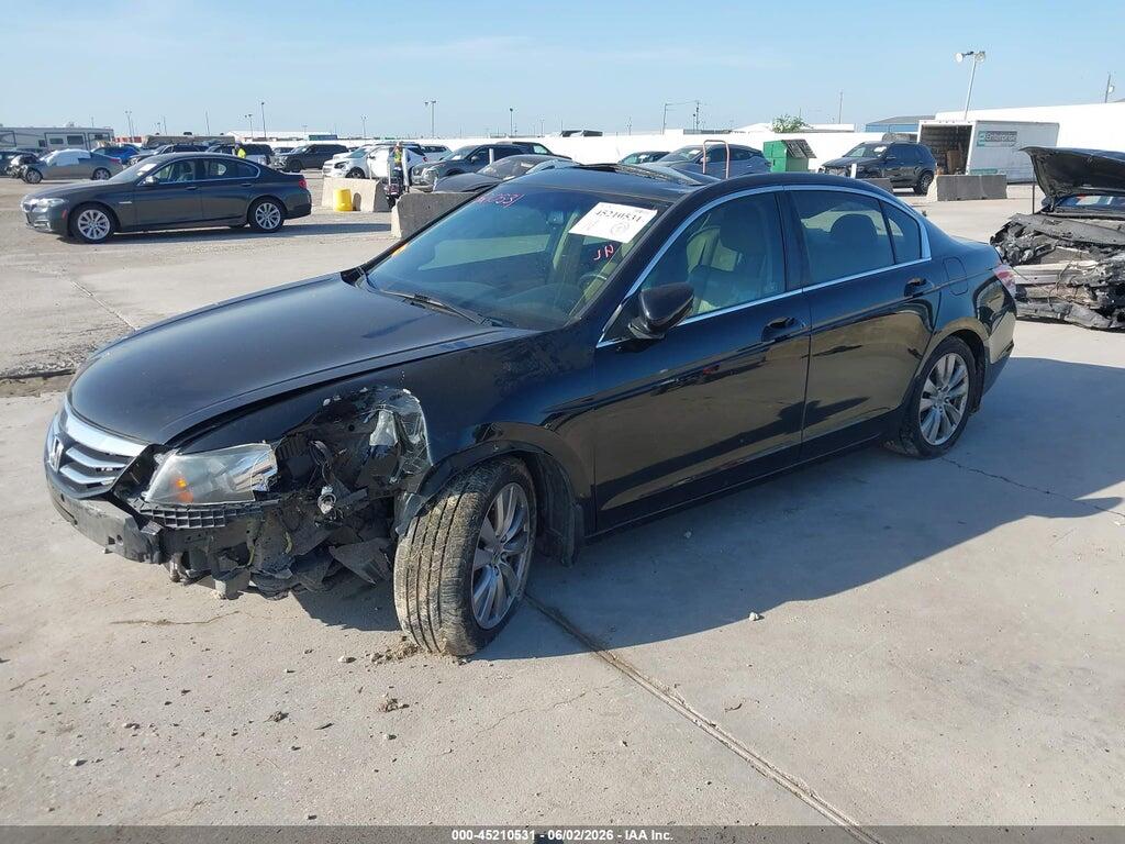 1HGCP2F82CA099051 2012 HONDA ACCORD photo no. 2