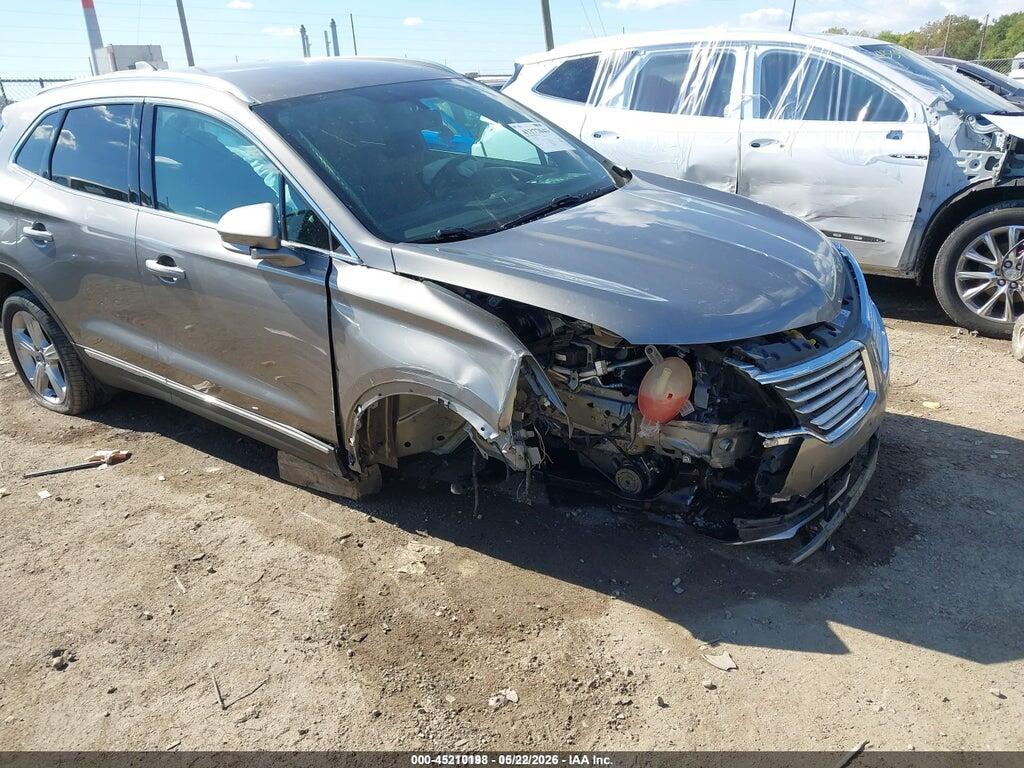 5LMCJ1C90HUL68895 2017 LINCOLN MKC photo no. 6
