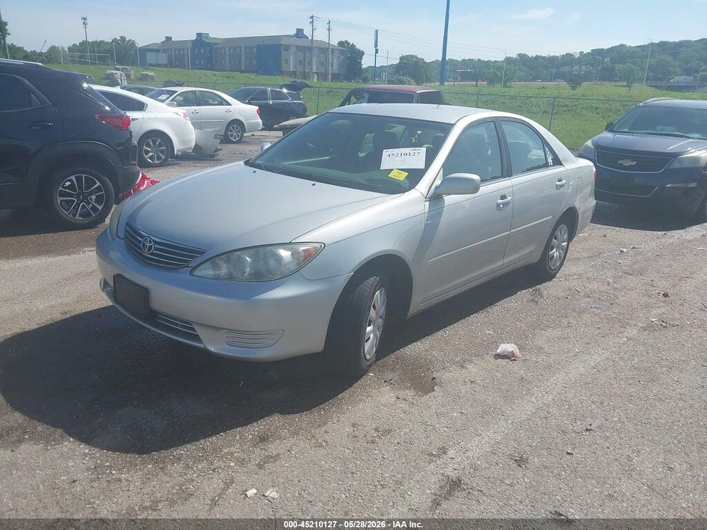 4T1BE32K75U522579 2005 TOYOTA CAMRY photo no. 2