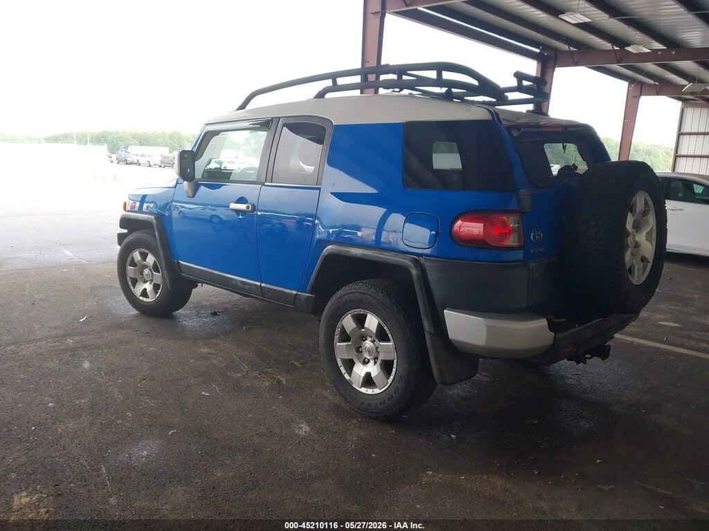 JTEBU11F070001807 2007 TOYOTA FJ CRUISER photo no. 3