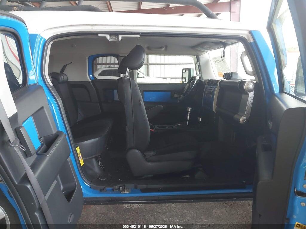 JTEBU11F070001807 2007 TOYOTA FJ CRUISER photo no. 8