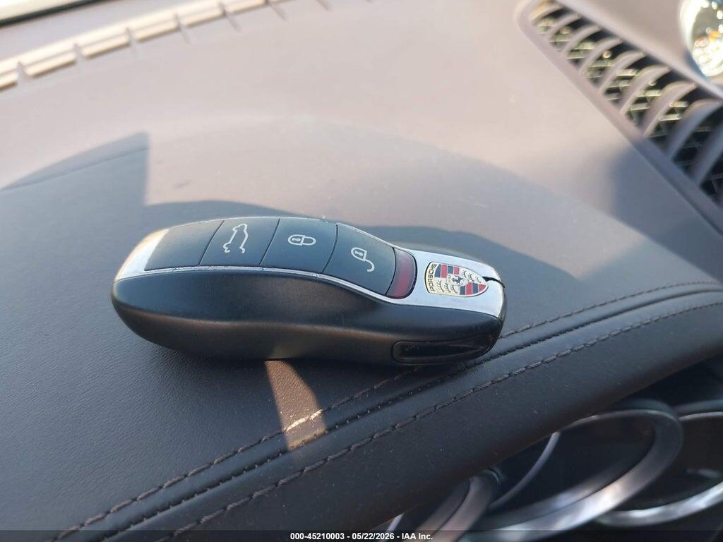 WP1AB2A25ELA56319 2014 PORSCHE CAYENNE photo no. 11