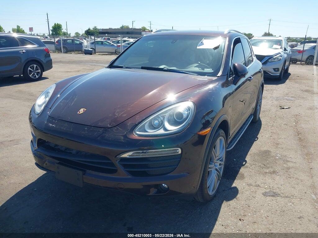 WP1AB2A25ELA56319 2014 PORSCHE CAYENNE photo no. 2