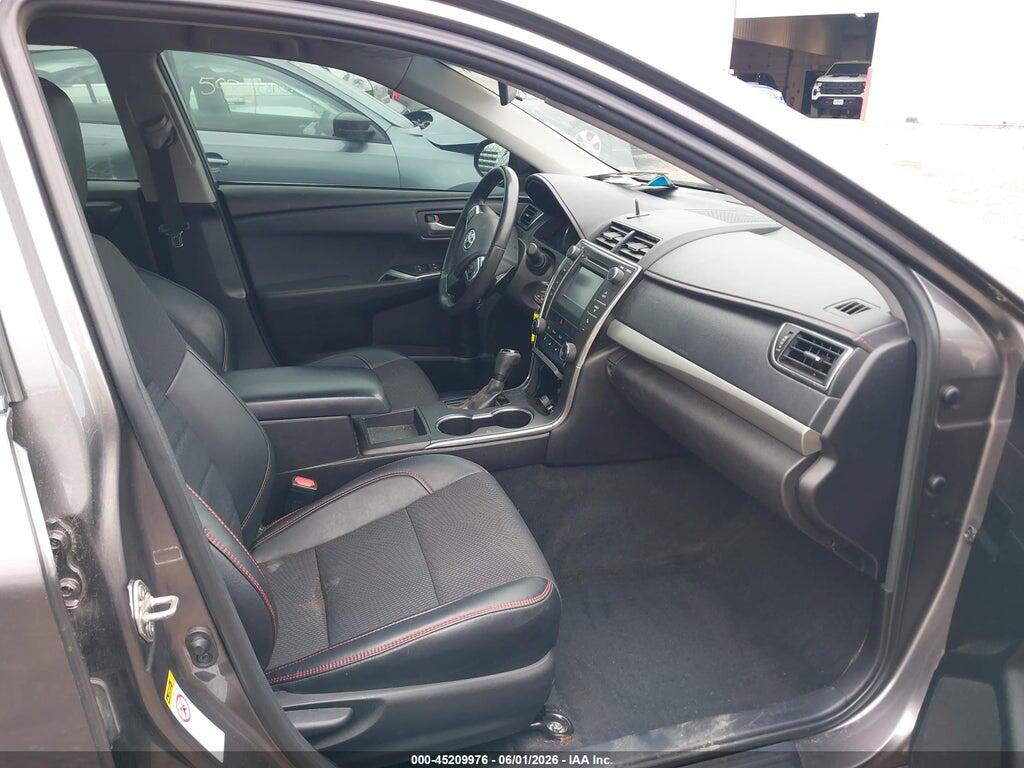 4T1BF1FK5HU759135 2017 TOYOTA CAMRY photo no. 5