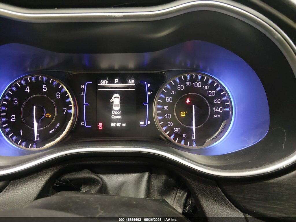 1C3CCCAB9FN711346 2015 CHRYSLER 200 photo no. 7