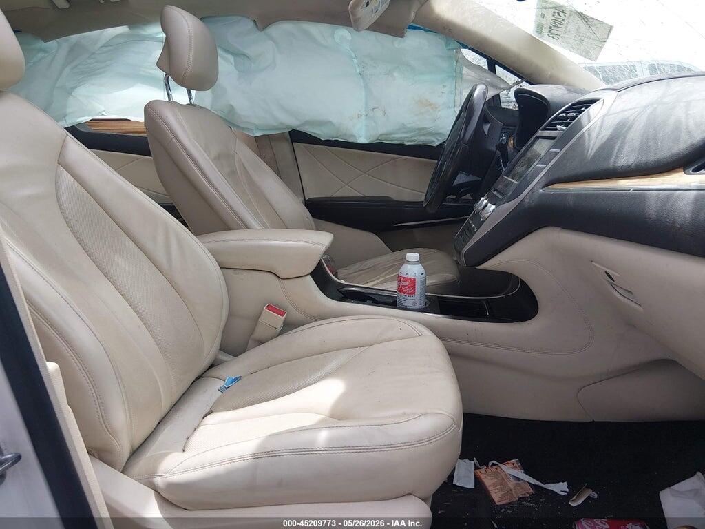 5LMCJ2C90GUJ19033 2016 LINCOLN MKC photo no. 5