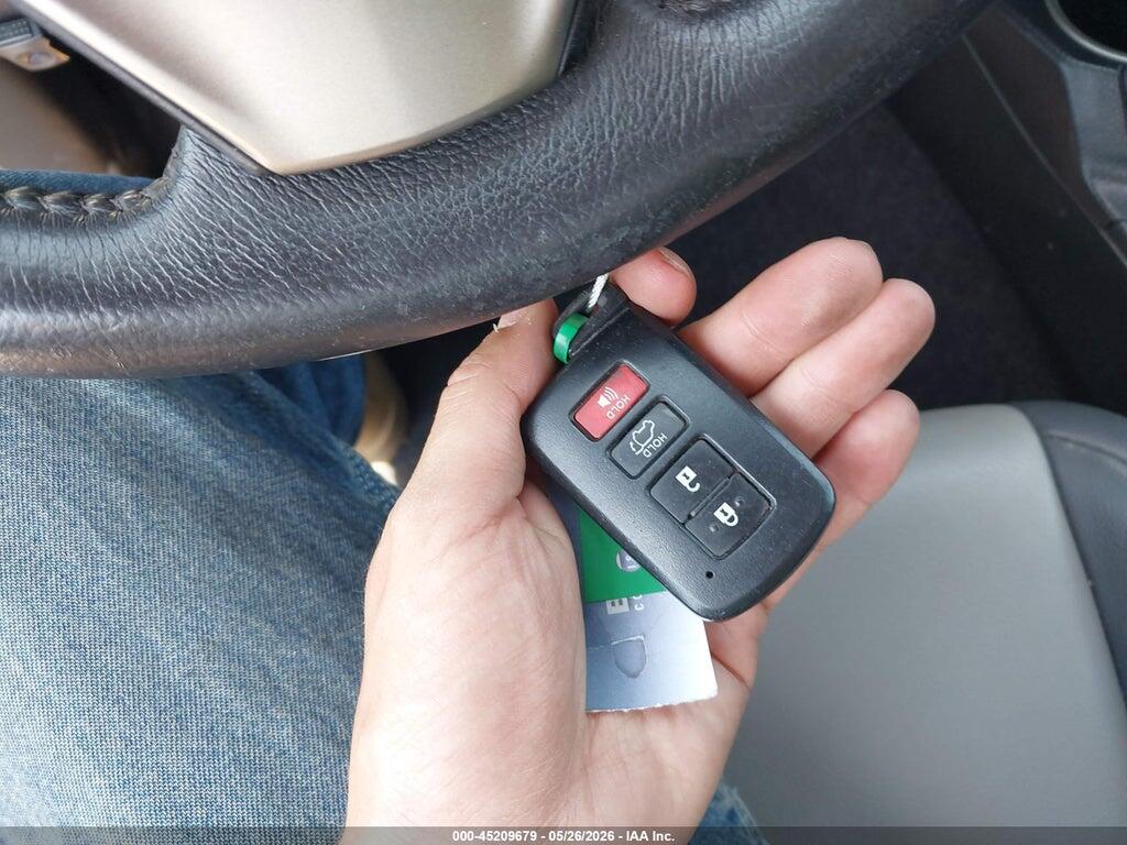 2T3DFREV6FW408001 2015 TOYOTA RAV4 photo no. 11
