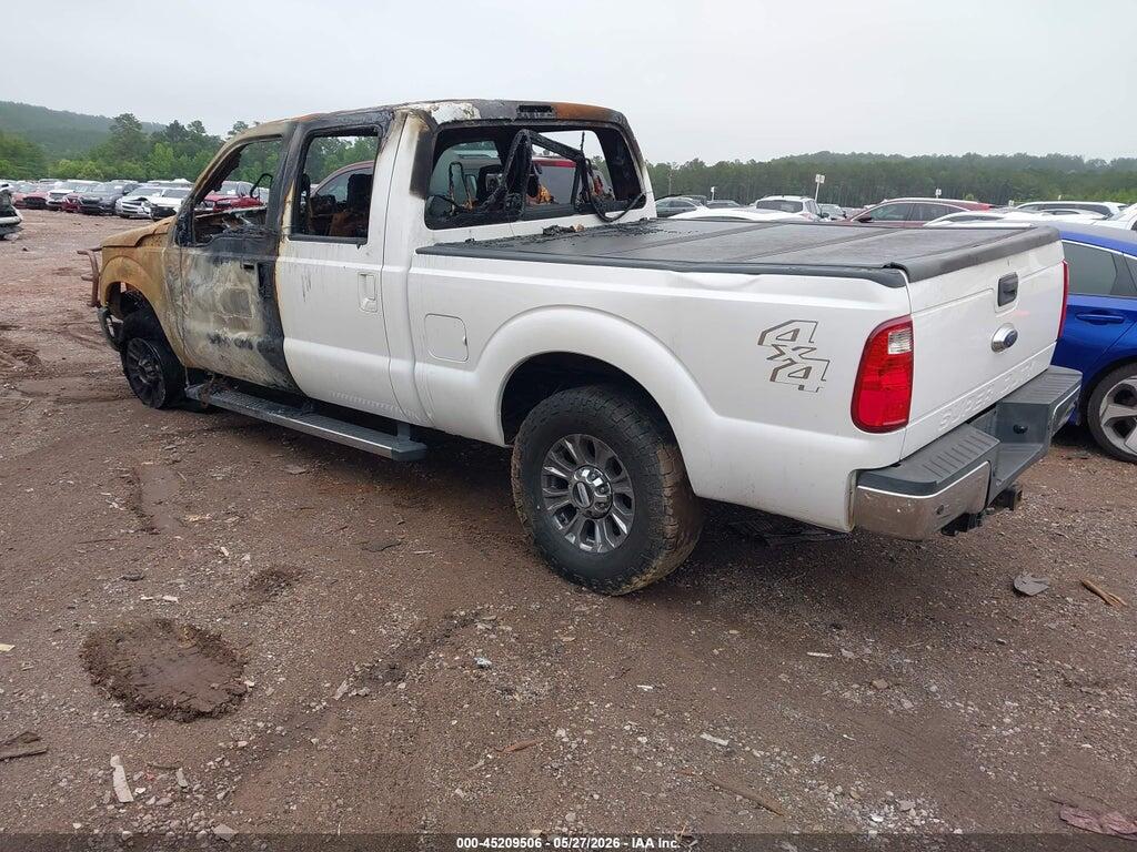 1FT7W2BT4DEB45812 2013 FORD F-250 photo no. 3