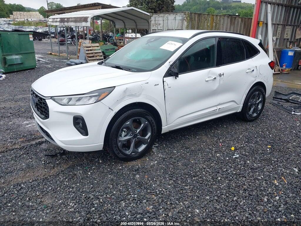 1FMCU9NZ4PUB47725 2023 FORD ESCAPE photo no. 2