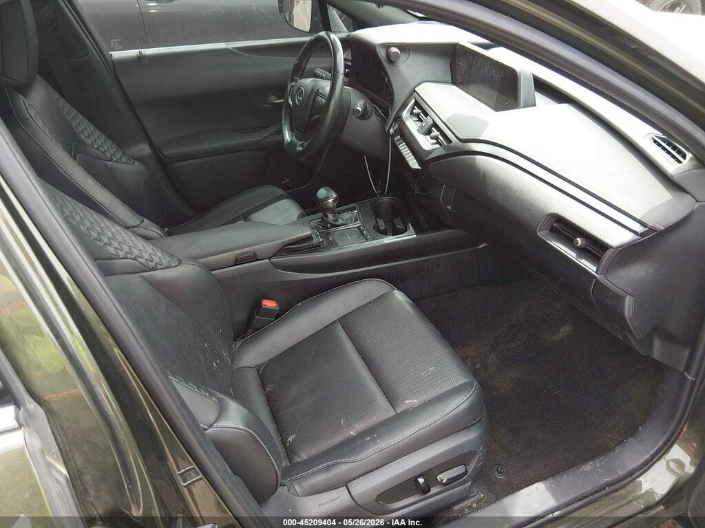 JTHY3JBH1K2005328 2019 LEXUS UX 200 photo no. 5