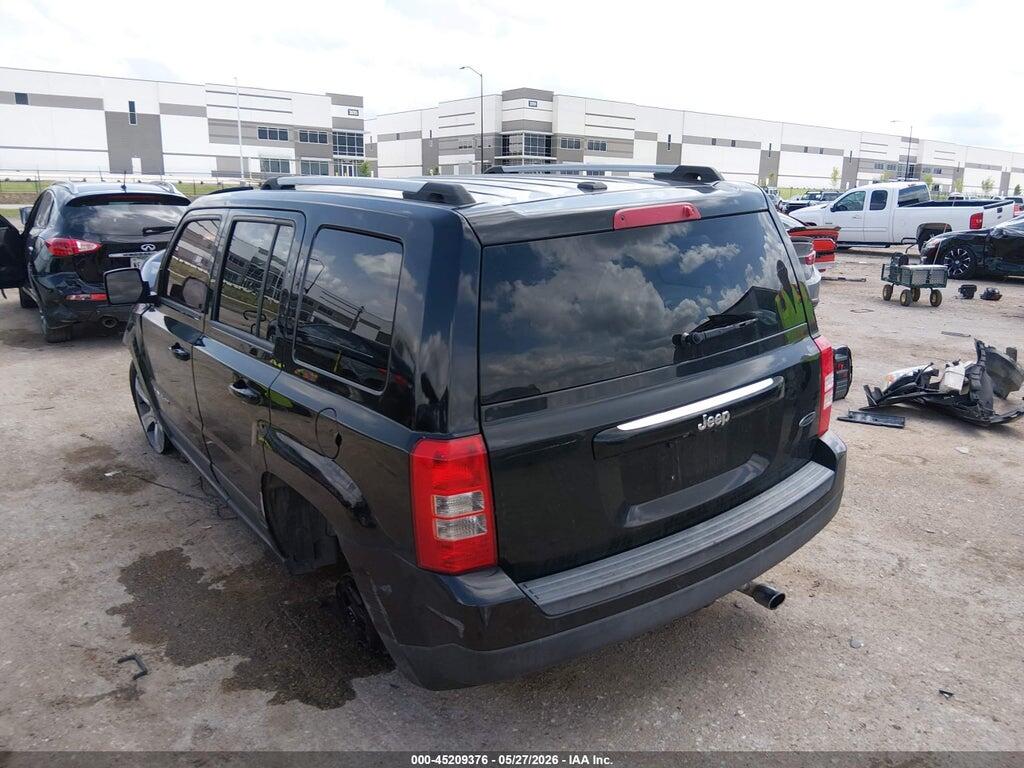 1C4NJPFA1HD132619 2017 JEEP PATRIOT photo no. 3