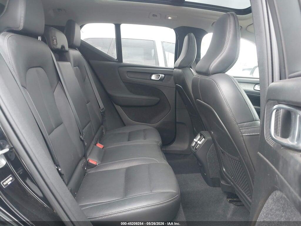 YV4L12ULXR2240066 2024 VOLVO XC40 photo no. 8
